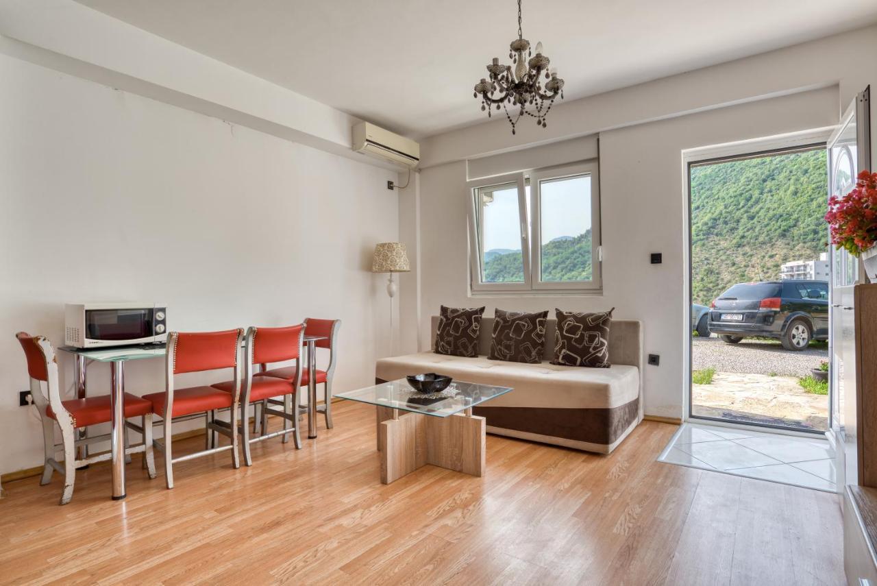 Apartmani Cukic Rafailovici 布德瓦 外观 照片