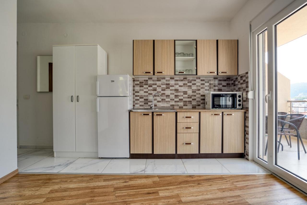 Apartmani Cukic Rafailovici 布德瓦 外观 照片