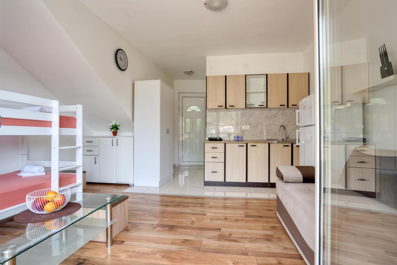 Apartmani Cukic Rafailovici 布德瓦 外观 照片
