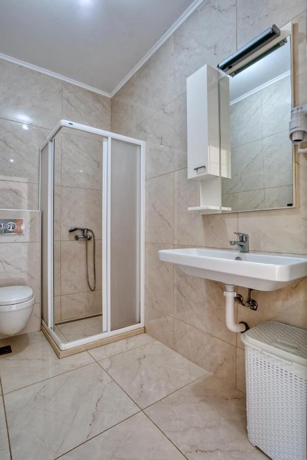 Apartmani Cukic Rafailovici 布德瓦 外观 照片